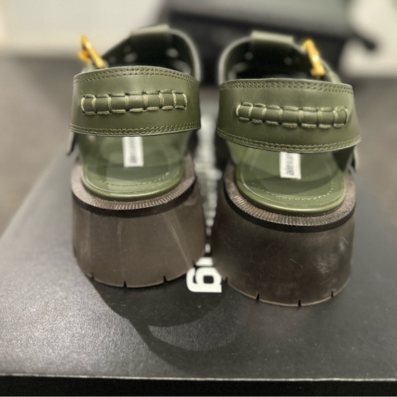 ALEXANDER WANG CARTER PLATFORM FISHERMAN SANDLE SIZE 6.5. - Picture 5 of 9